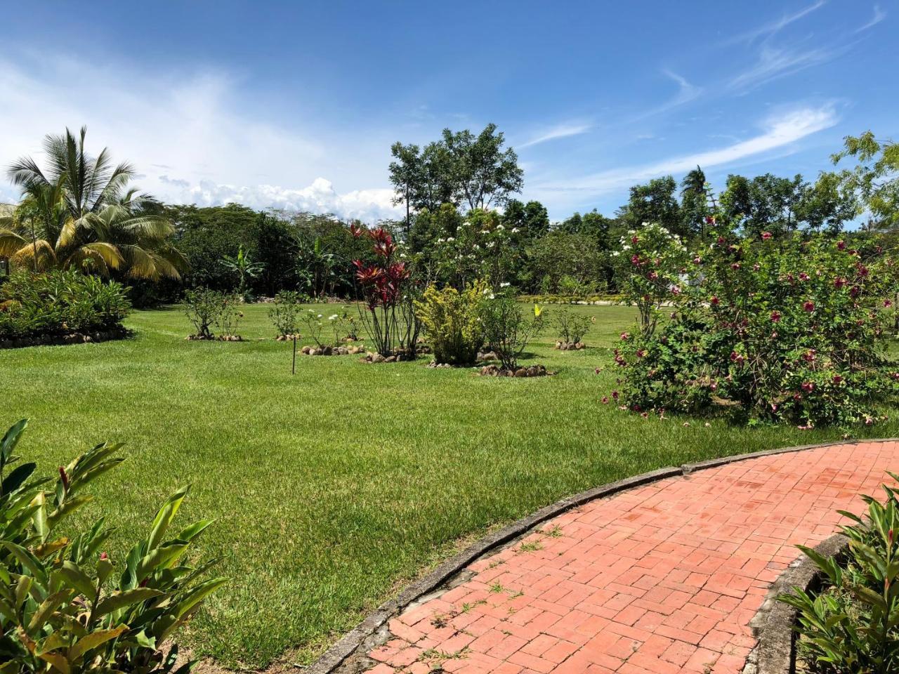 Hotel Campestre Arboretto Villavicencio Extérieur photo